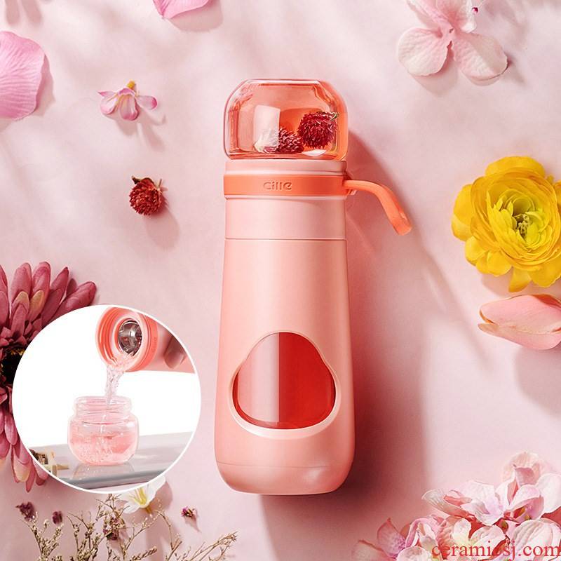 An Artifact lazy cup tea tea tea separation ms accompanied cup cup elegant fashion isolation cup