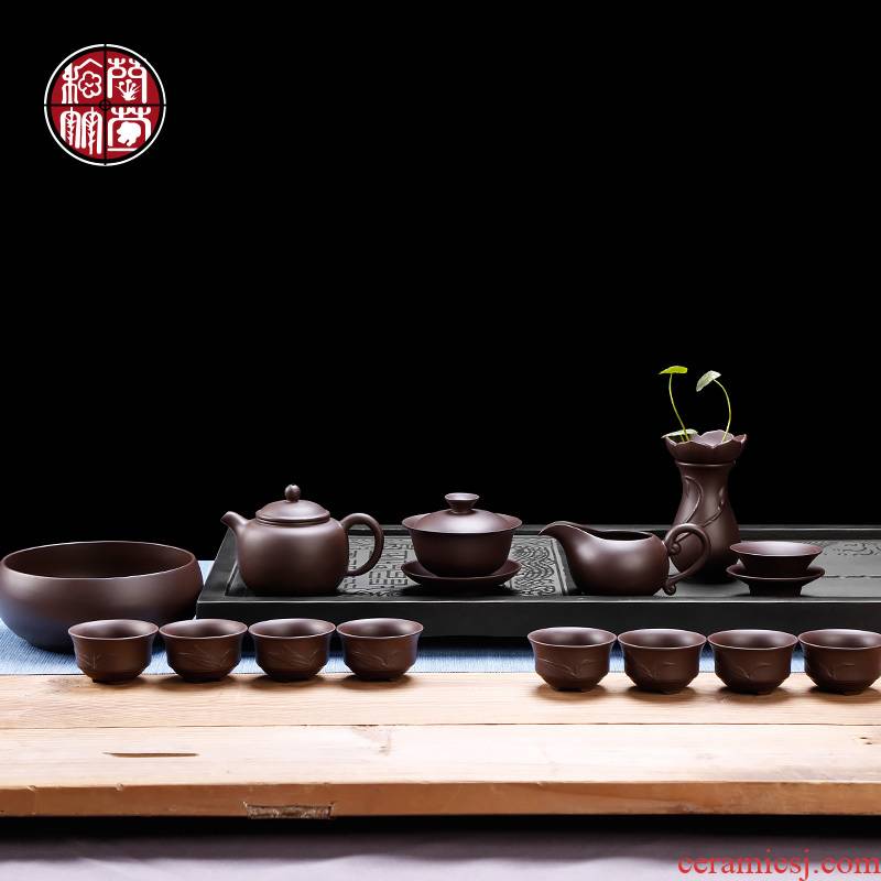 Household violet arenaceous kung fu tea set 6 people Chinese style restoring ancient ways is the gift box of a complete set of ceramic tea pot cup of office
