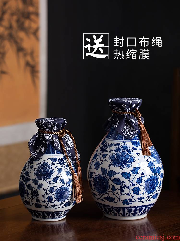 Jingdezhen ceramic blue the empty bottle of liquor bottles of wine jar sealed jars 1/2/3/5 jins of flask