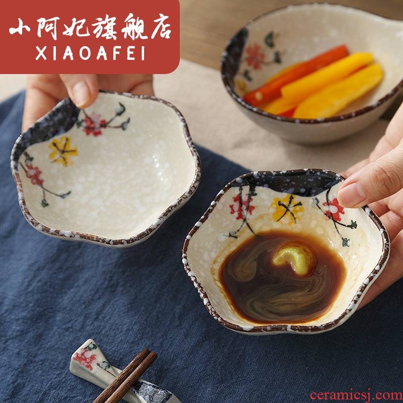 Japanese ceramics hand - made under glaze color tableware household snowflakes glaze soy sauce dish dish name plum flower disc