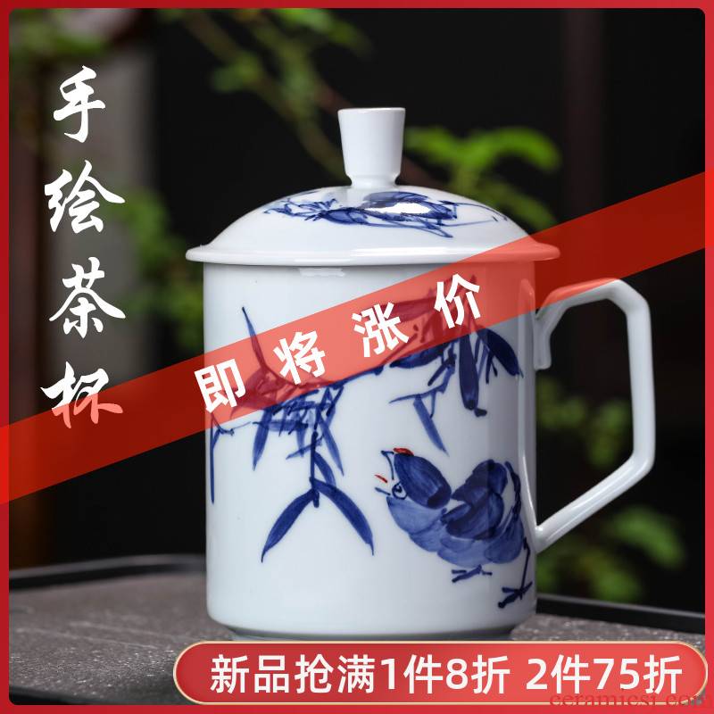 Hand - made office of blue and white porcelain cup of jingdezhen ceramic cups domestic cup with cover glass large tea cup and meeting