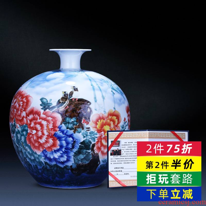 Jingdezhen ceramics hand - made the sitting room of Chinese style household wealth auspicious pomegranates of blue and white porcelain vase TV ark, furnishing articles