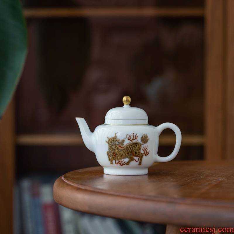 Lane. 106 gold kylin mud gas up porcelain ihs DengHu. The Capacity of 100 ml. Jingdezhen tea sets