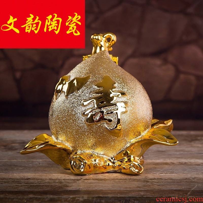 Jingdezhen ceramic furnishing articles bottle jars 2 jins gold - plated peach decorative bottle 2 jins seal hip flask