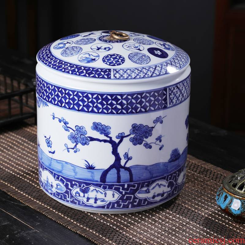Blue and white porcelain tea pot 2 jins of ceramic containers of tea tea boxes of jingdezhen big tea urn