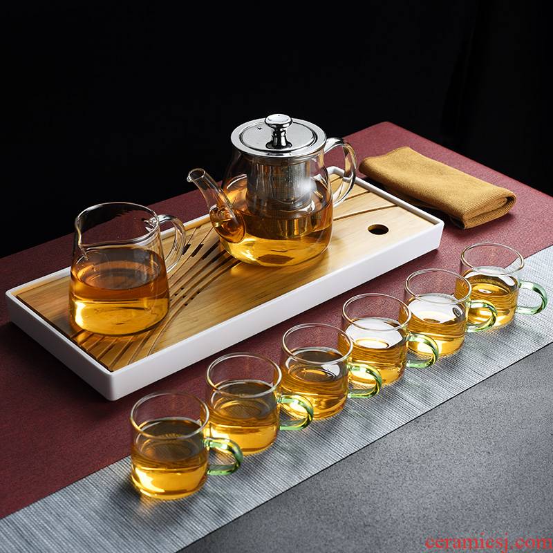 Old kung fu tea set, high temperature resistant glass at the home of the big cooking pot cup a pot of tea tray tray two cups