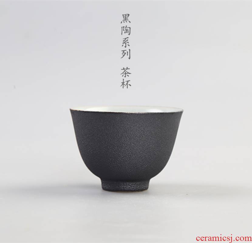 Element at the beginning of the sample tea cup of black ceramic kung fu tea cups individual cup of pu 'er tea cup of coarse pottery single cup, small bowl