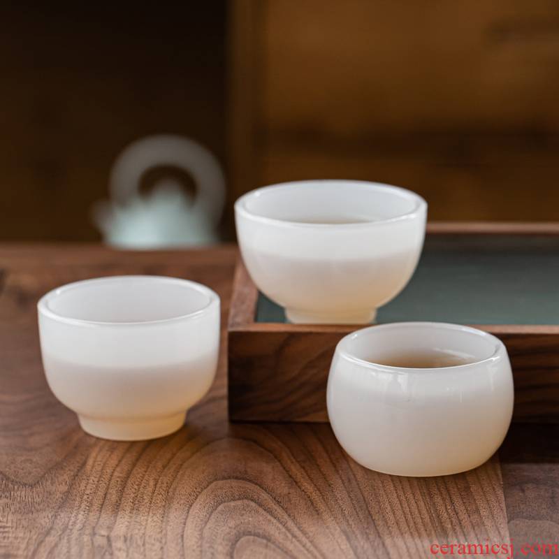 Suet jade porcelain cup sample tea cup master cup white jade bowl with white porcelain kung fu tea cup single cup small glass tea set