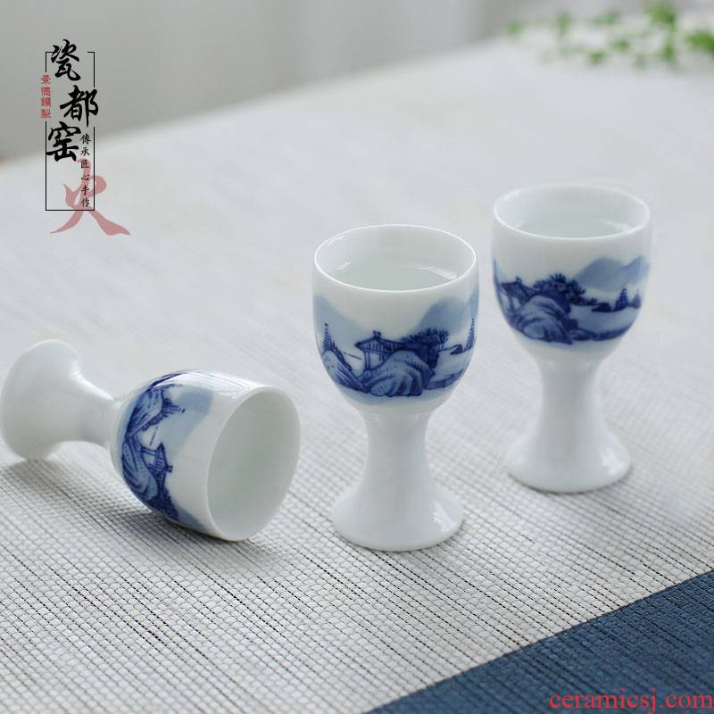 Jingdezhen hand - made of ceramic a single glass of household white yellow wine glass archaize wind small blue and white porcelain is a small handleless wine cup custom