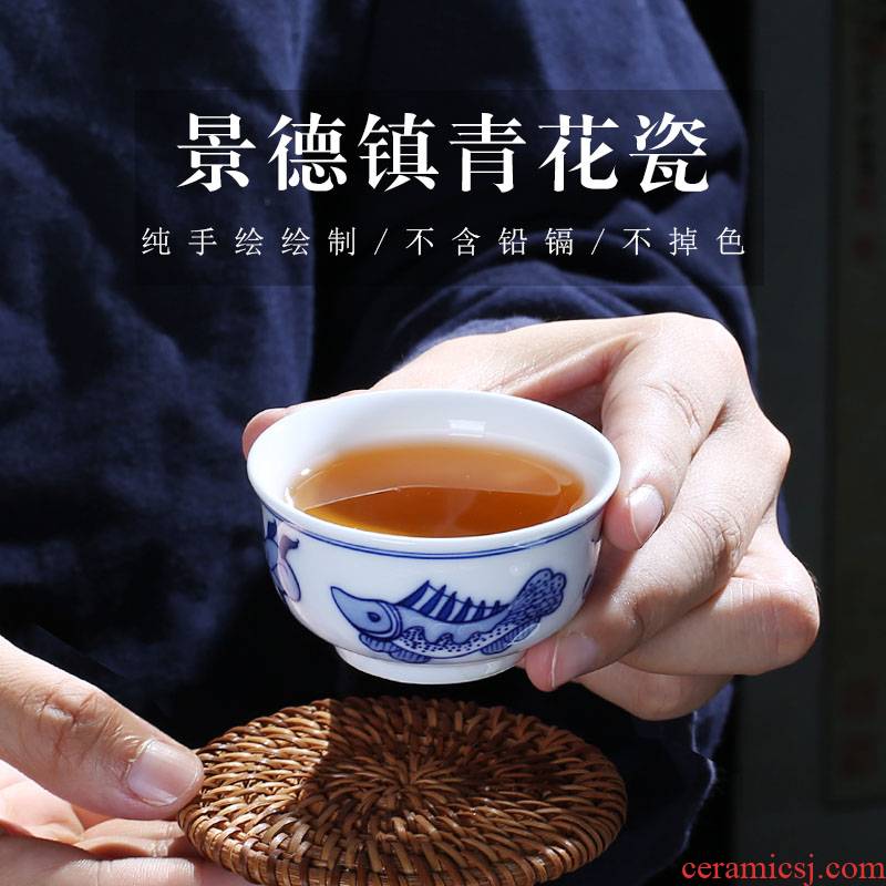 Jingdezhen up the fire which is hand made blue and white porcelain tea set sample tea cup of household ceramics kunfu tea cups only