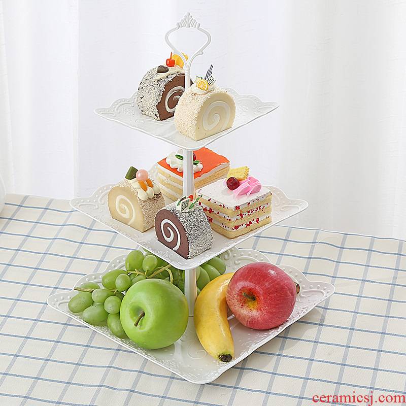 European three the layers of fruit bowl afternoon tea tray was heart dessert furnishing articles multi - layer cake sitting room is worn basin of dried fruit