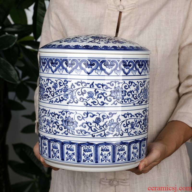 Retro creative seven loaves caddy fixings of blue and white porcelain ceramic big yards two jins of pu 'er tea pot package installed storage tanks