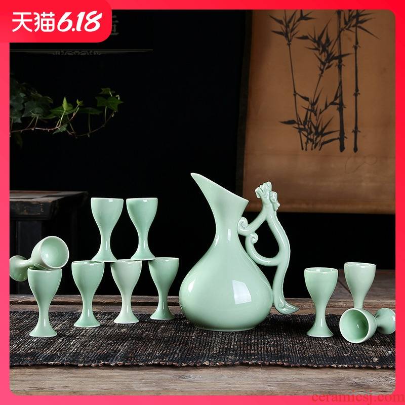 Guest moderate resistant type domestic ceramic wine gift box package celadon white rice wine hip flask glass customization