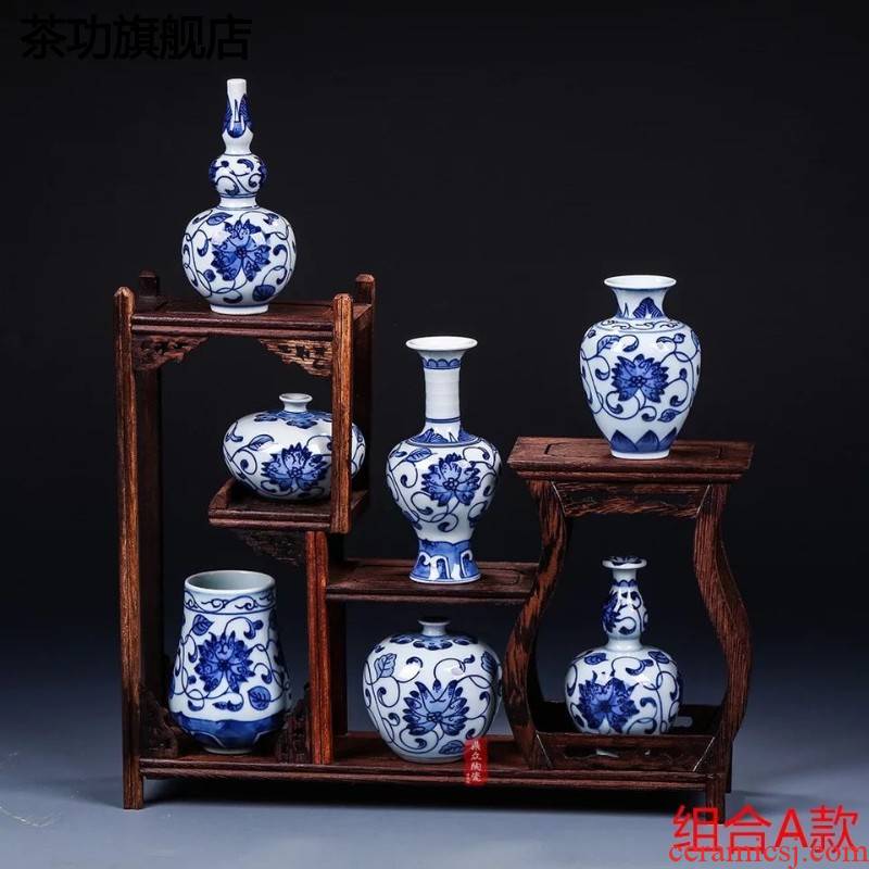 Jingdezhen ceramics antique blue - and - white hand - made mini floret bottle of flower tea hydroponic adornment handicraft furnishing articles