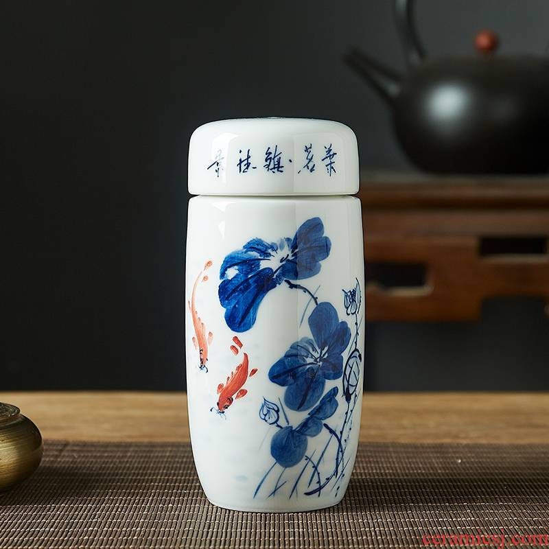 Jingdezhen ceramic cups ms vacuum cup men 's double cup with cover under the blue and white porcelain glaze hand - made car filter