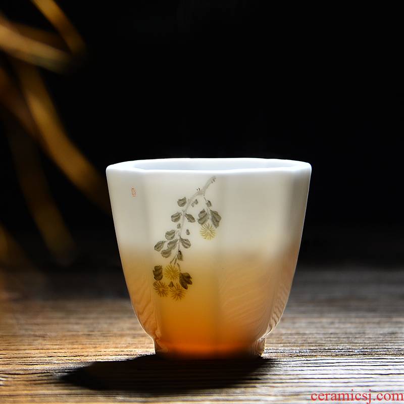 24 is hand - made of ceramic small white porcelain octagon cup sample tea cup kung fu master individual cups cups of tea