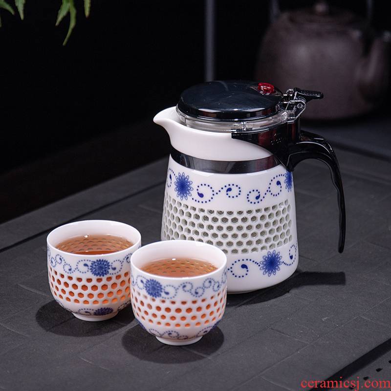Honeycomb hollow out of the blue and white porcelain tea set ceramic kung fu tea set a pot of two cups of exquisite beehive elegant glass teapot