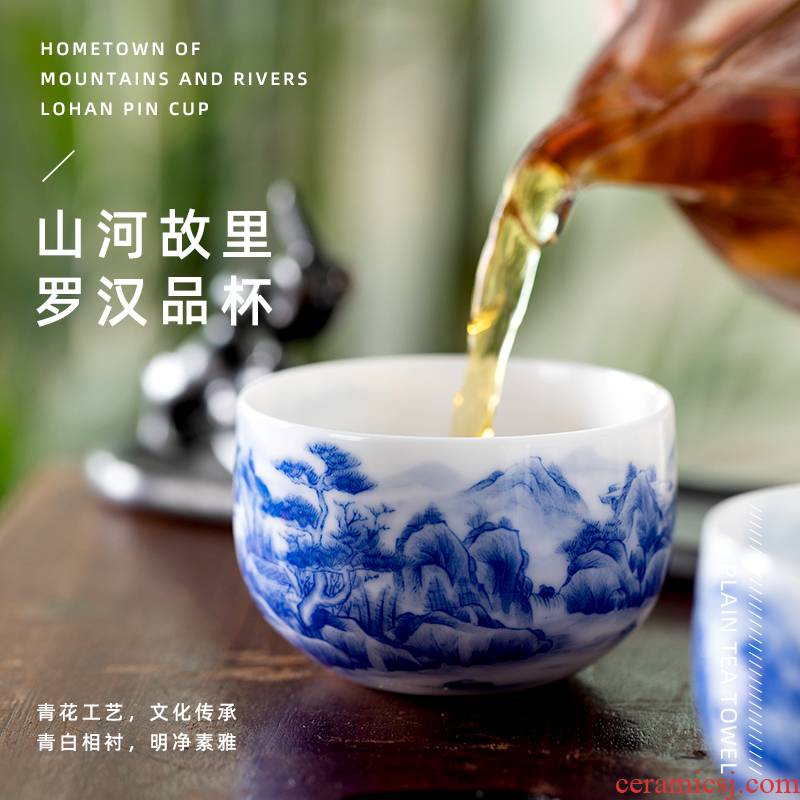 Mountain sound ocean 's hometown of blue and white was hand - drawn cup of pure manual master cup large sample tea cup jingdezhen tea cups