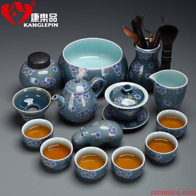 Recreational product ceramic kung fu tea colored enamel Chinese tureen tea cups suit modern household manual of a complete set of tea service