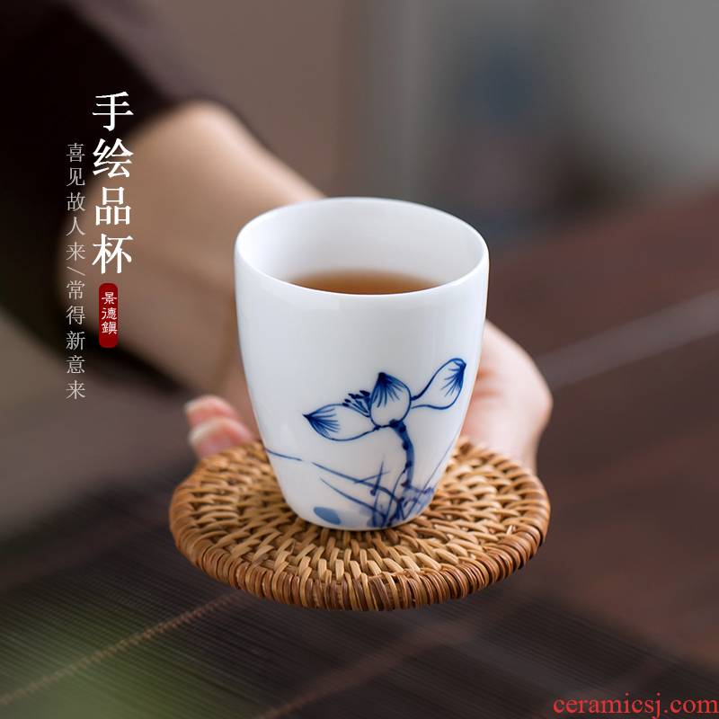 The Poly real view jingdezhen hand - made charm of kung fu tea cups of blue and white porcelain ceramic cups but small tea cups