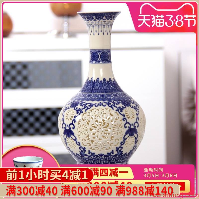 392 jingdezhen ceramic thin foetus by hand hollow - out blue bottles of modern home decoration handicraft furnishing articles