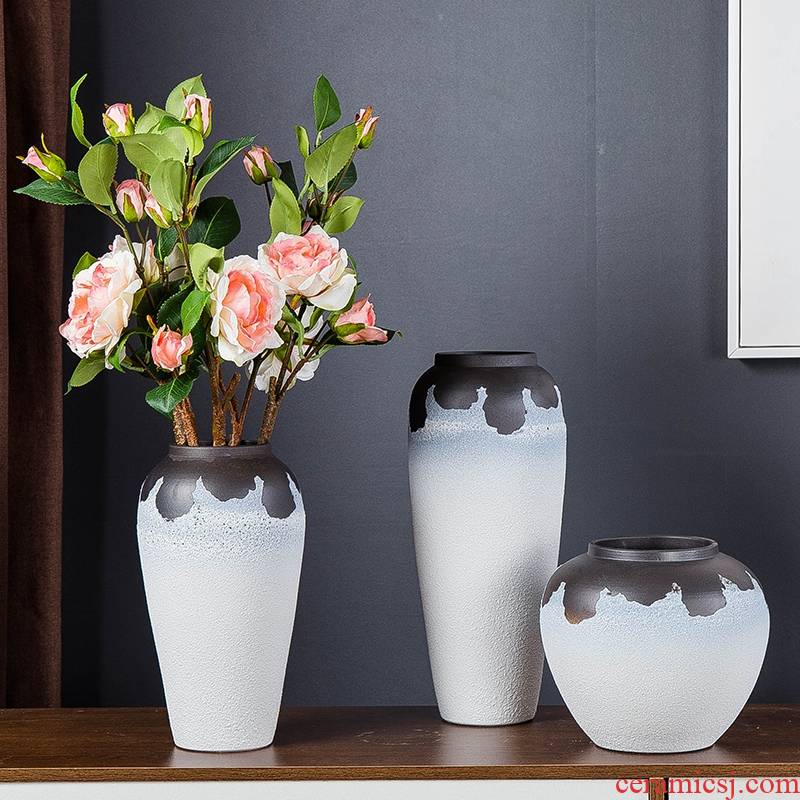 Jingdezhen ceramic vases, small pure and fresh and I household living room TV cabinet furnishing articles furnishing articles wine porch decoration