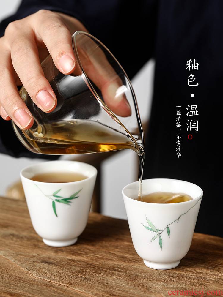 Jingdezhen porcelain hand - made of ceramic cups a single sample tea cup kung fu master cup single CPU fragrance - smelling cup tea set