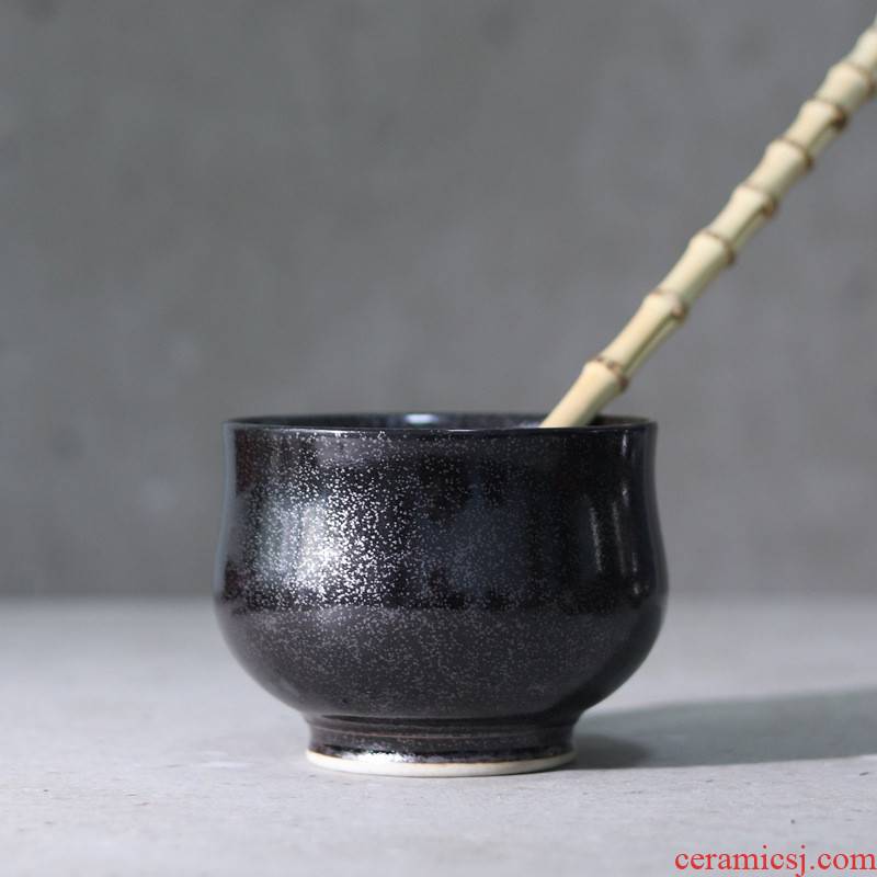 Gathered scene in jingdezhen manual ceramic placer gold oil droplets slag bucket tea wash water water water jar coarse pottery bowl water