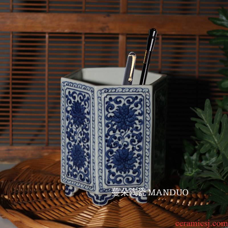 Pure hand - made jingdezhen blue and white porcelain brush pot qianlong six sides Wen Fang elegant blue and white porcelain brush pot move