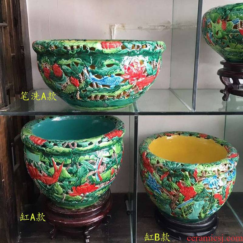 Chinese style antique porcelain that take feel key cylinder color blue and white porcelain high - end display shallow cylinder engraving cylinder