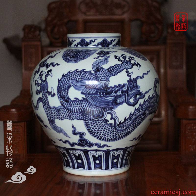 Jingdezhen porcelain imitation jintong dragon tank imitated 2016 Christie 's auction dragon blue and white big pot imitation of says Dr.