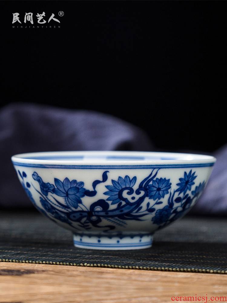 Jingdezhen ceramic hand - made master cup antique blue and white flower sample tea cup single phase treasure cup all hand small bowl