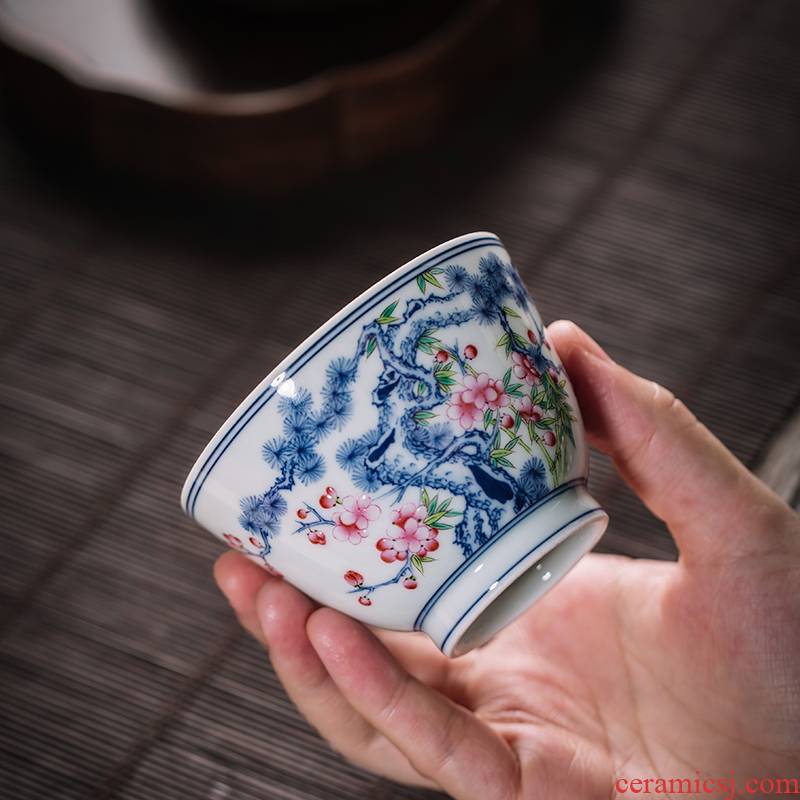 The Owl up with jingdezhen ceramic hand - made single cup tea kungfu masters cup tea cup blue color bucket shochiku mei