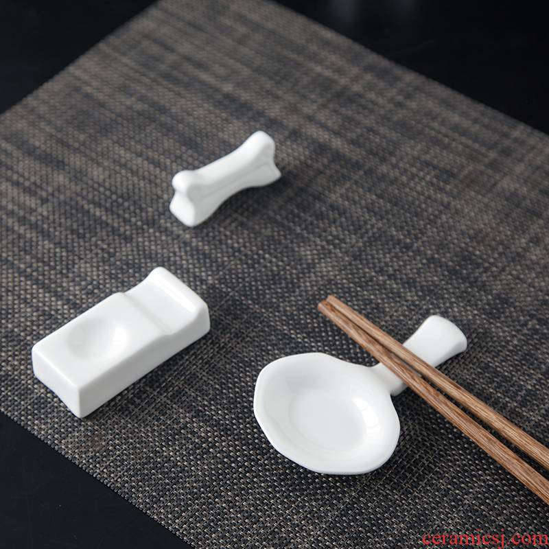 Jingdezhen ceramics lead - free green restaurant creative ipads China chopsticks pillow chopsticks ceramic tableware chopsticks holder frame