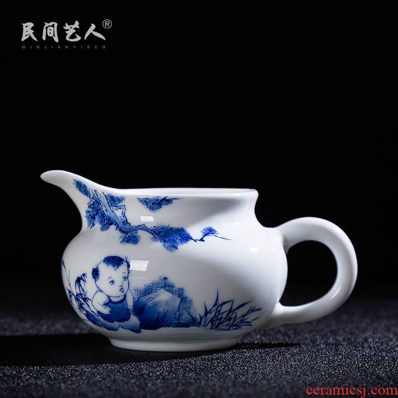 Jingdezhen ceramic fair hand - made cup and a cup of tea sea kung fu tea accessories small capacity points of blue and white porcelain tea