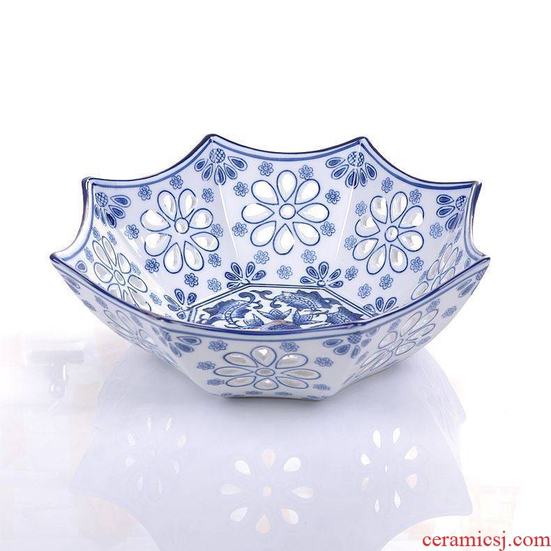 King 's blue and white porcelain of jingdezhen ceramics creative European fruit compote hollow out water Lou diao empty fashion