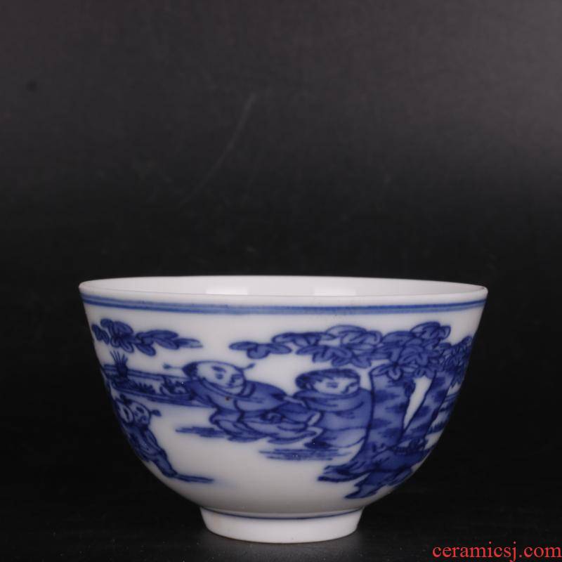In blue and white YingXiWen antique crafts of Chinese style household porcelain cups furnishing articles antique curio collection