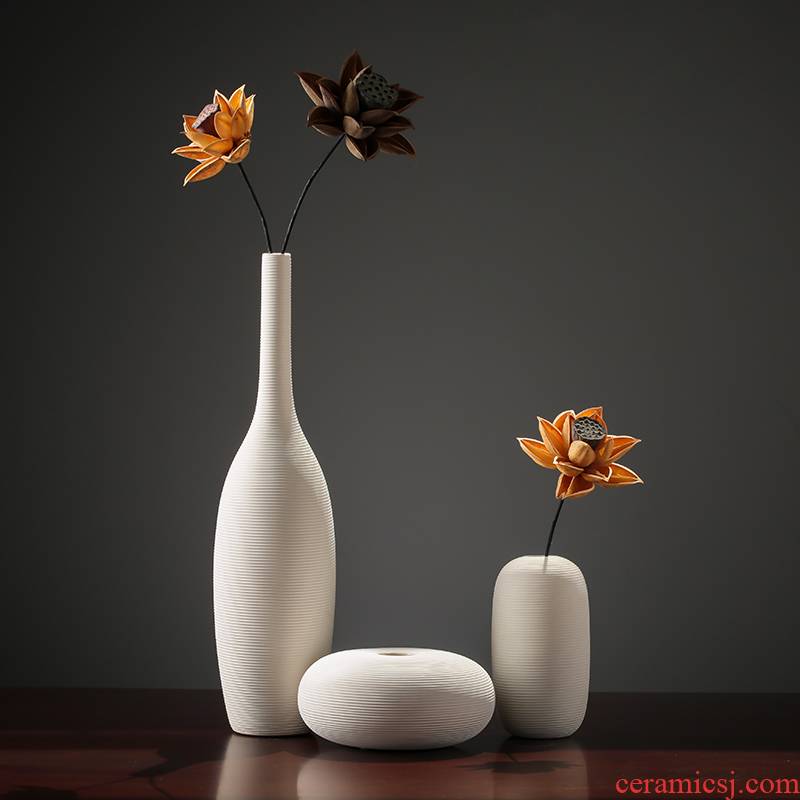 The modern creative contracted white ceramic vases, furnishing articles dried flower arranging flowers decorate The sitting room ark, household act The role ofing is tasted