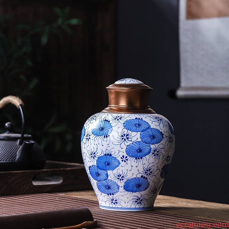 The Poly real scene of jingdezhen blue and white porcelain of high - grade ceramic seal tea jar Chinese large household moistureproof creative hand
