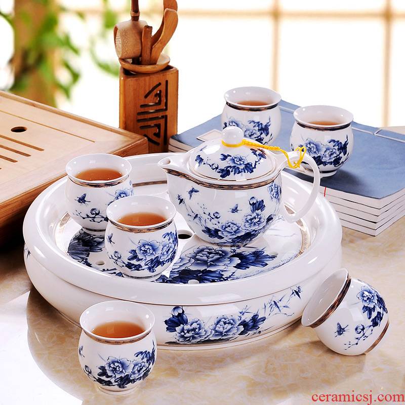 Jingdezhen blue and white porcelain tea sets of household ceramics large Chinese teapot kung fu tea tray cups of a complete set of