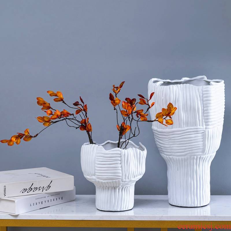 Modern ceramic vase creative weave stripe ding white soft furnishing articles dry flower flower arranging hotel mock up room decoration