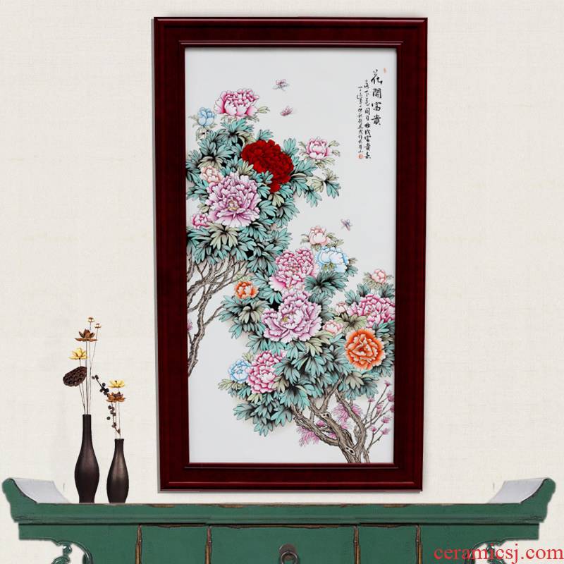 Hand - made blooming flowers porcelain plate painter of jingdezhen ceramic hanging in the sitting room sofa background wall adornment bedroom