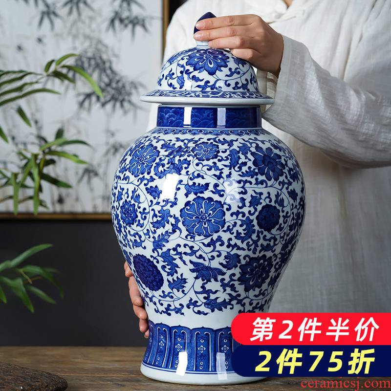 Blue and white porcelain of jingdezhen ceramics large antique general jar with cover storage tank Chinese style household adornment furnishing articles