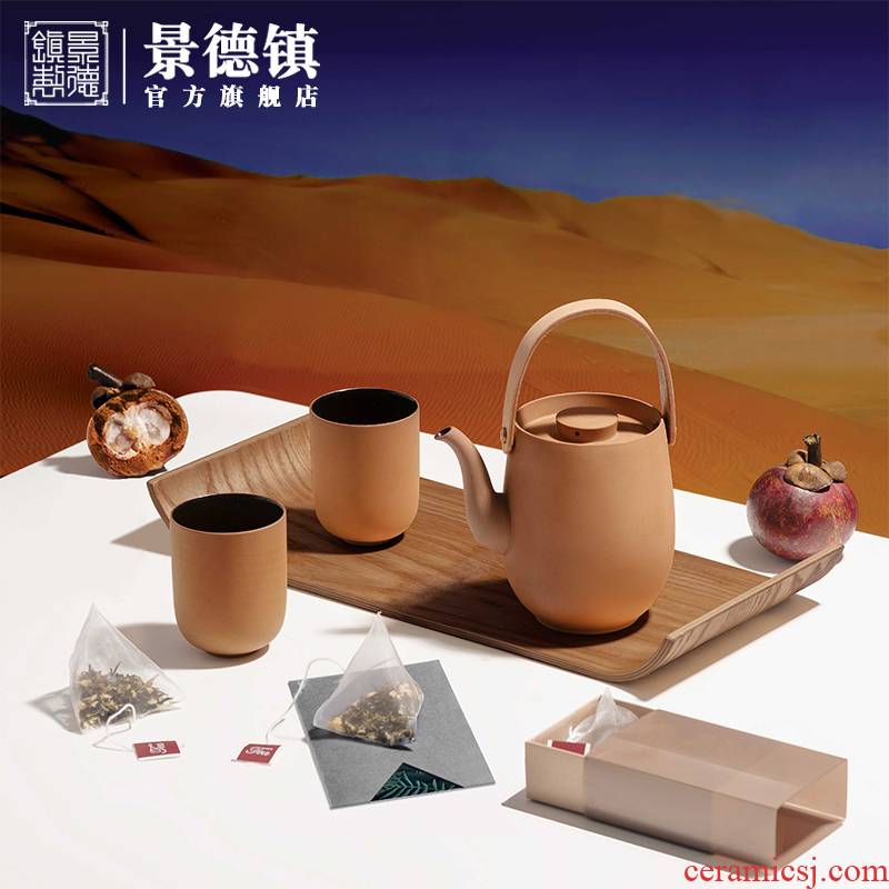 Jingdezhen flagship store ceramic teapot teacup kung fu tea set girder is suing portable travel package box