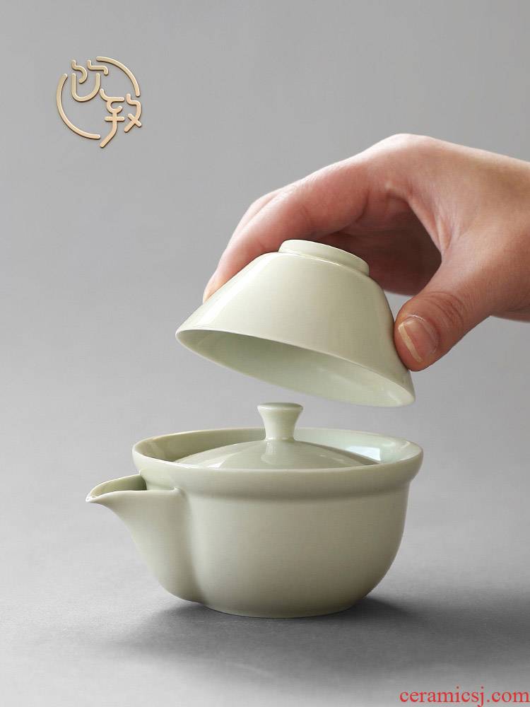 Ultimately responds to the secret glaze crack cup a pot of two cups of portable travel Japanese single ceramic is suing kung fu tea set is contracted