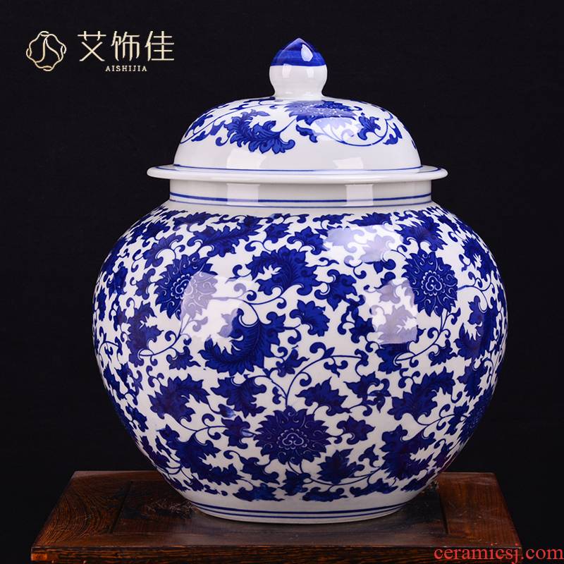 Jingdezhen ceramic antique blue - and - white bound lotus flower general tank storage caddy fixings with cover POTS child large - sized decorations