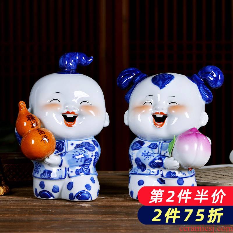 Jingdezhen porcelain ceramics festival of blue and white porcelain dolls furnishing articles wedding gift Chinese style household act the role ofing is tasted in the living room