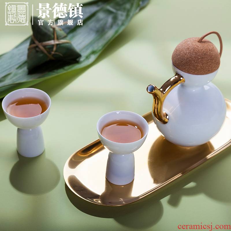 Jingdezhen ceramic official wine suits for fierce little white porcelain flask glass glass Japanese a small handleless wine cup cup creative household