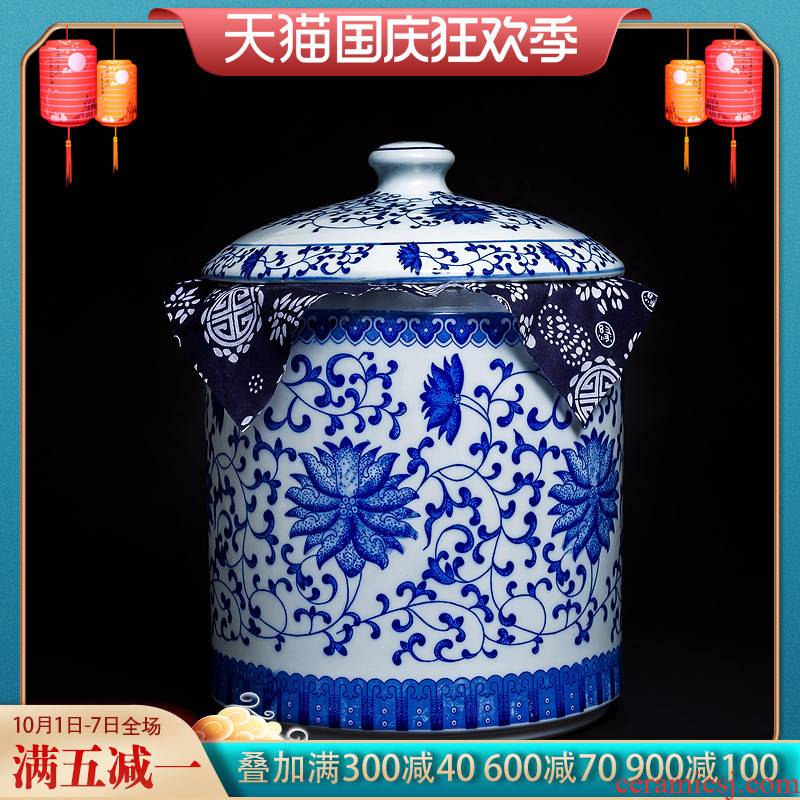 Jingdezhen ceramic Chinese blue and white porcelain tea pot large wind puer tea cake tin, household seal super jumbo