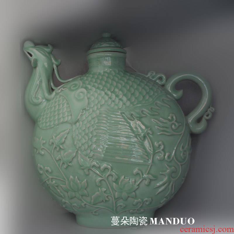 Jingdezhen pea green porcelain big flat pot crested porcelain pot of large flat display porcelain tea pot